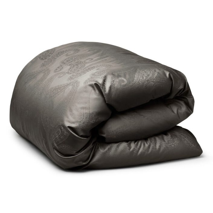 61511_product_hastens_paisley_down_quilt_cover_bed_linen_down_quilt_cover_155x220_dark_grey_art_no_white_background_and_the_down_quilt_cover_has_been_folded_image_size_2020-08-25_peksta